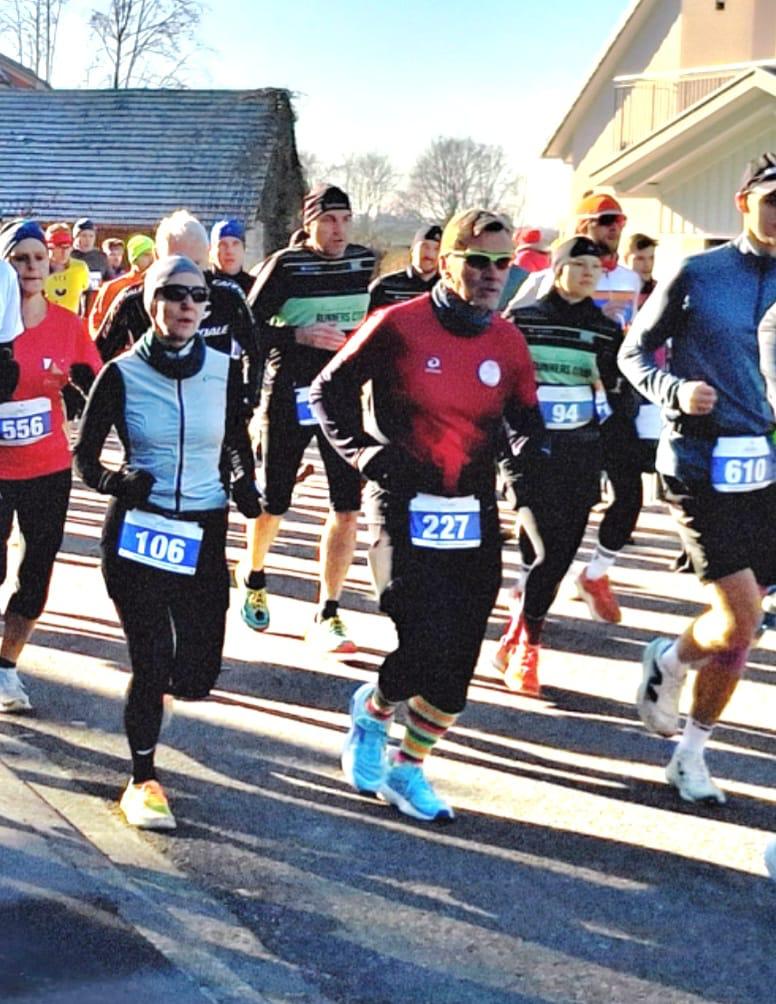 ee4e03d3daac4e2a9ec8faa613917af2